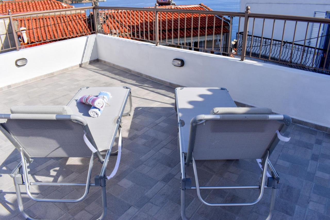 La Maison Plakes Rooftop Apt Skiathos Town Ngoại thất bức ảnh