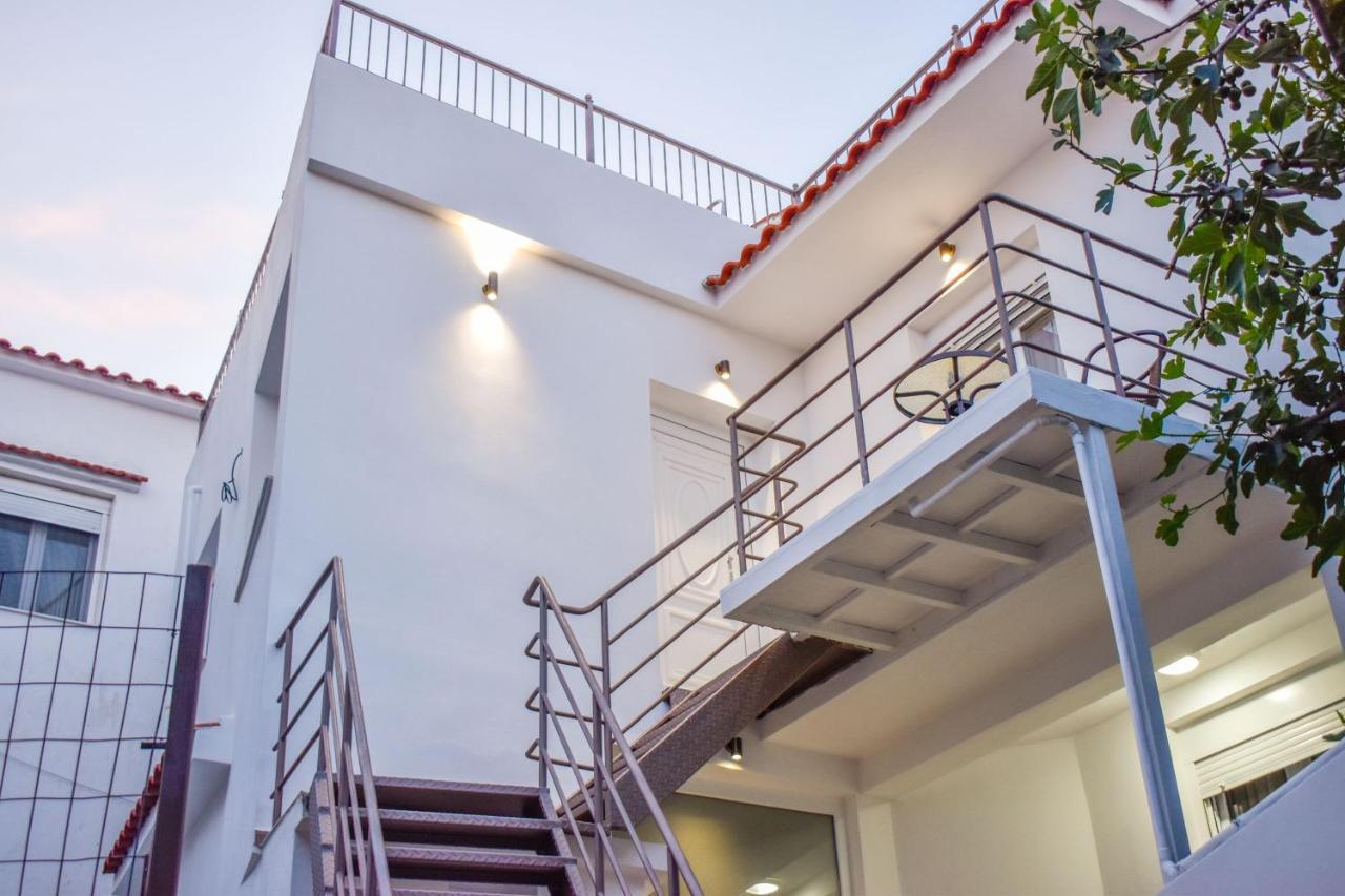 La Maison Plakes Rooftop Apt Skiathos Town Ngoại thất bức ảnh
